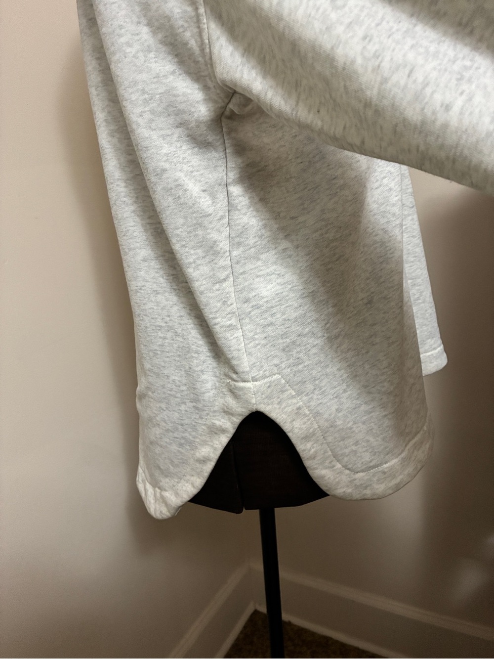 Vintage Pullover Collared Sweatshirt - Picture 3 of 11